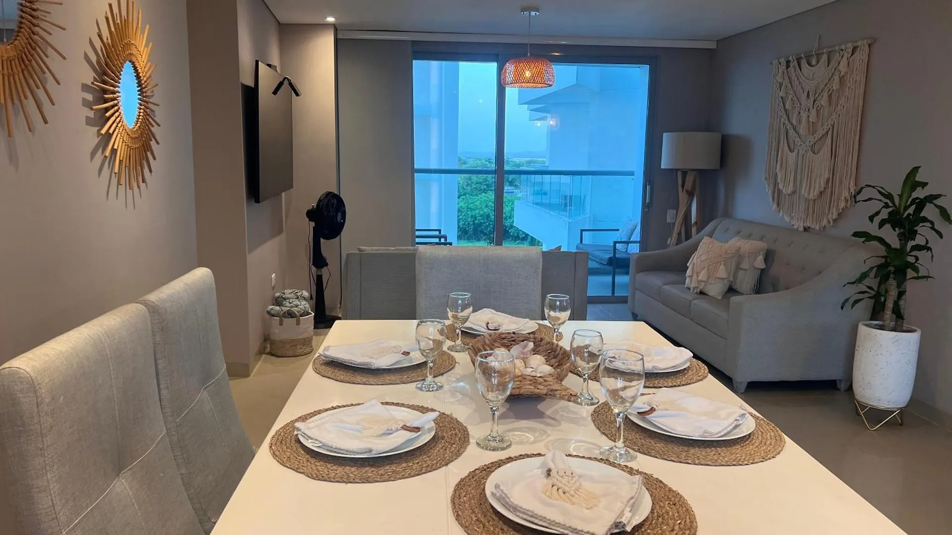 Moderno Y Lujoso Apto De Playa En Morros Cartagena Apartamento